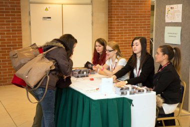 Macaristan 'ın Budapeşte kentindeki ELTE Üniversitesi kayıt başvuruları.