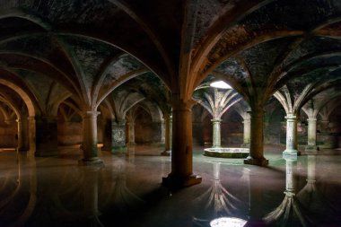 EL JADIDA, MOROCCO - 30 Ekim 2008: Portekiz 'in El Jadida kalesinde sarnıç, Fas.