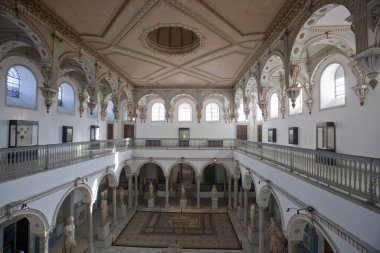 TUNIS, TUNISIA - 3 Şubat 2009: Tunus 'taki Bardo Müzesinin İçi