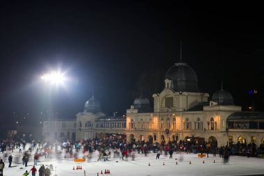 Avrupa 'da gece vakti kayak pisti