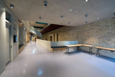 Budapeşte, Macaristan - 21 Eylül 2019: Budapeşte 'deki CEU (Orta Avrupa Üniversitesi) ana binasının içi.