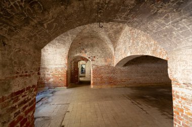 Gizycko, Polonya - 13 Temmuz 2012: Gizycko, Masuria, Polonya Boyen kalesi.