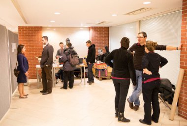 Macaristan 'ın Budapeşte kentindeki ELTE Üniversitesi kayıt başvuruları.