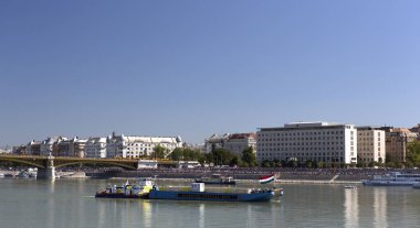 BUDAPEST, HUNGARY - 20 Ağustos 2012 'de Macaristan' ın Budapeşte kentinde düzenlenen yıllık anayasa gününün bir parçası olarak tekne fuarı.
