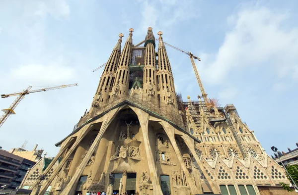 Барселона Испания Сентября Храм Святого Семейства Впечатляющий Собор Спроектированный Гауди — стоковое фото