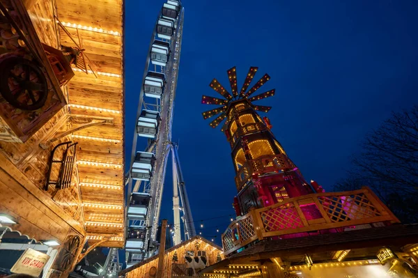 Paris France Novembre 2019 Roue Ferris Illuminée Toits Décorés Marché — Photo