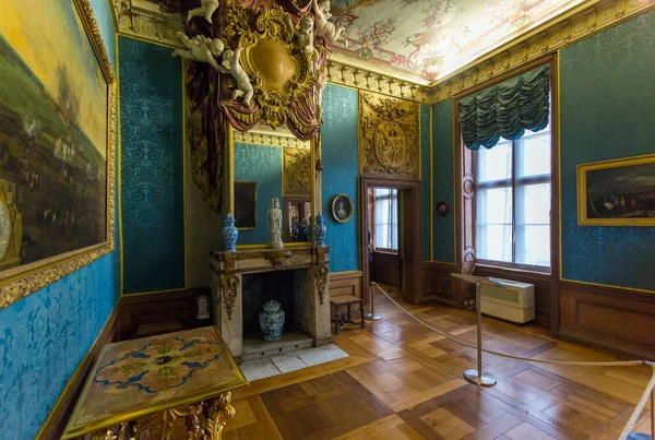 ベルリン ドイツ 2014年12月25日 シャーロッテンブルク宮殿の内部 彼はホーエンツォレルン家の時代に遡る街で唯一の王室の住居を生き残った — ストック写真