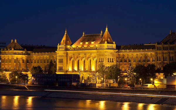 Technical University Building Tramonto Budapest — Foto Stock