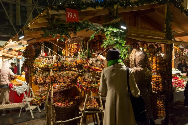 Mercatino Natale Nella Città Europea — Foto Stock