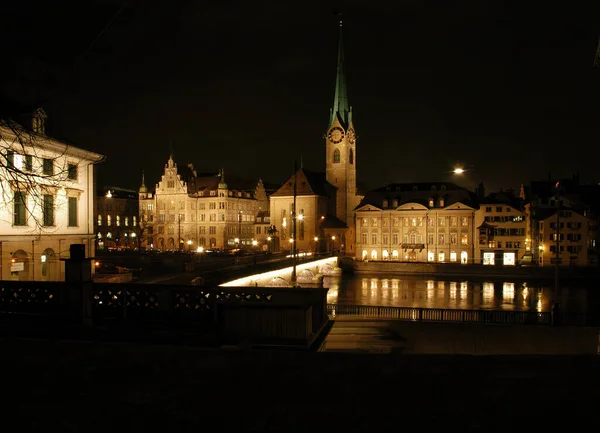 Zurique Centro Cidade Noite Suíço — Fotografia de Stock