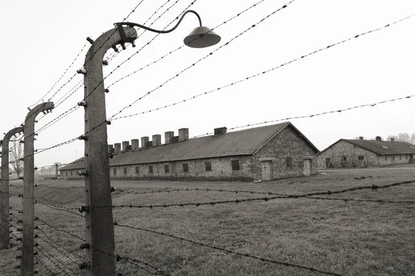 2012年10月22日 ポーランドのオスイーシムにある旧ナチスの絶滅収容所であるアウシュビッツ第2収容所 英語版 ヨーロッパ最大のナチスの強制収容所だった — ストック写真