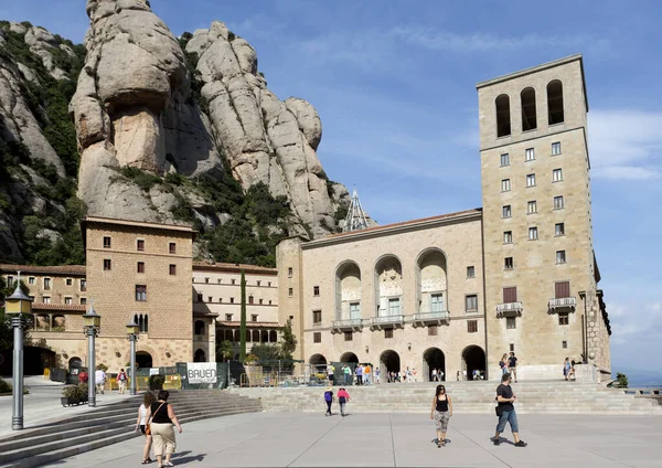 Montserrat España Septiembre Peregrinos Identificados Visitan Abadía Benedictina Santa María — Foto de Stock