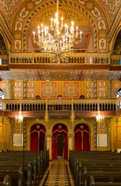 Bükreş, Romanya, 2 Mayıs 2016: Koro Tapınağı sinagogu. 1855-1858 yılları arasında yetiştirilen Viyana Leopoldstadt-Tempelgasse Büyük Sinagogu 'nun bir kopyası..