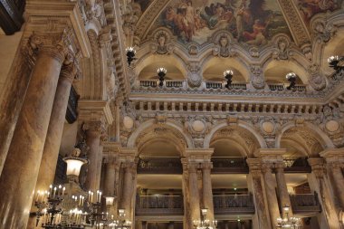 Vatikan 'daki St. Peter Katedrali' nin içi