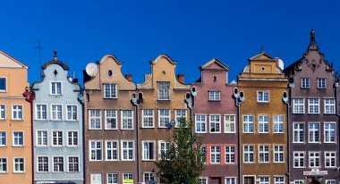 Hollanda, Amsterdam 'daki tarihi binanın manzarası