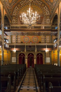 Bükreş, Romanya, 2 Mayıs 2016: Koro Tapınağı sinagogu. 1855-1858 yılları arasında yetiştirilen Viyana Leopoldstadt-Tempelgasse Büyük Sinagogu 'nun bir kopyası..