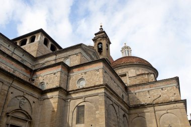 Floransa 'daki San Lorenzo Kilisesi
