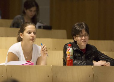 Budapeşte, Macaristan - 14 Mayıs 2013: İnsanlık Fakültesi Öğrencileri ELTE (Eotvos Lorand Üniversitesi), Budapeşte.