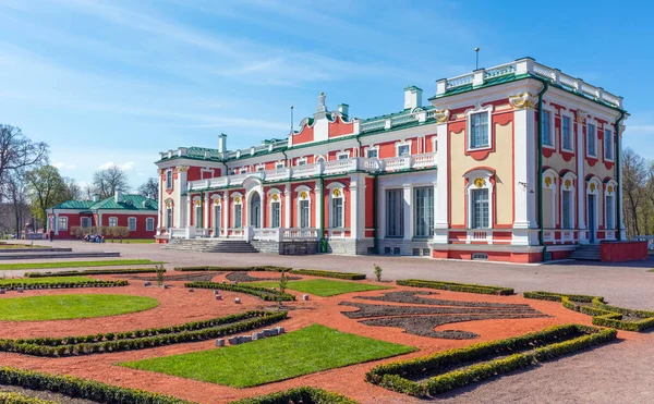 Tallinn Estonia Mayo 2016 Kadriorg Palacio Barroco Construido Para Pedro — Foto de Stock