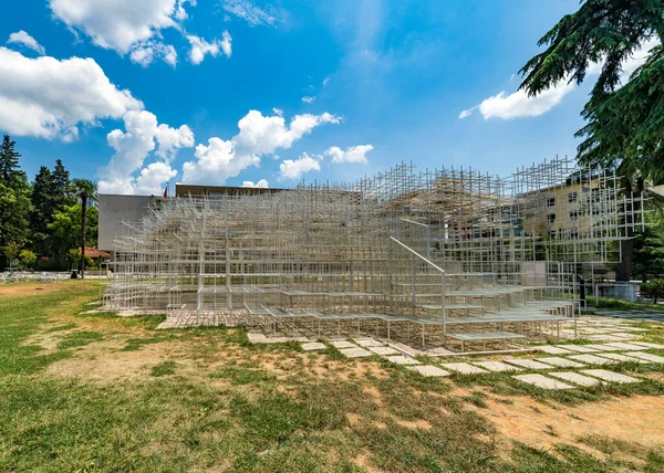 Tirana Albanien Maj 2018 Installation Konst Objekt Som Kallas Molnet — Stockfoto