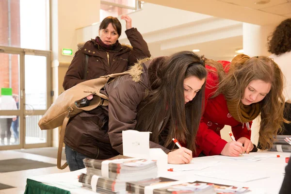 Sökande Vid Registrering Elte University Budapest Ungern — Stockfoto