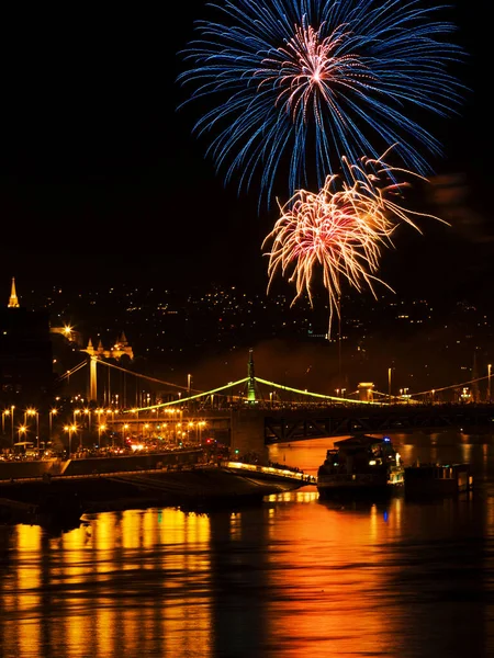 Budapest Maďarsko Srpna Ohňostroj Nad Řekou Dunaj Slavnostní Vyhlášení Každoročního — Stock fotografie