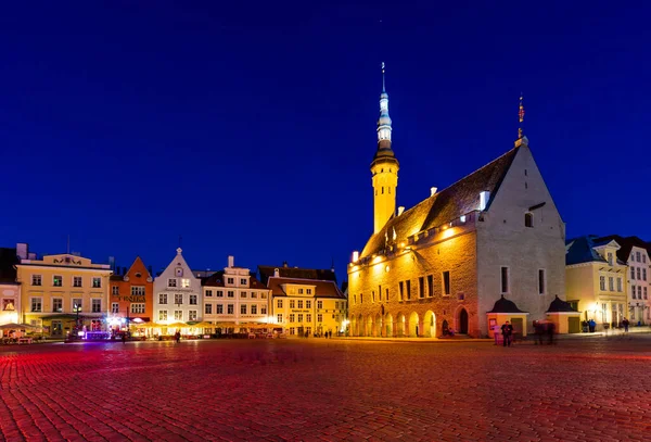 Tallinn Észtország 2016 Május Építészet Városháza Téren Színes Megvilágításban Tallinn — Stock Fotó