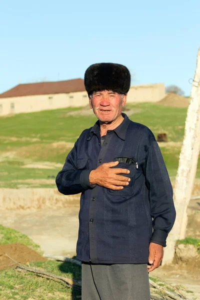 Portrait Senior Uzbek Man — Stock Photo, Image
