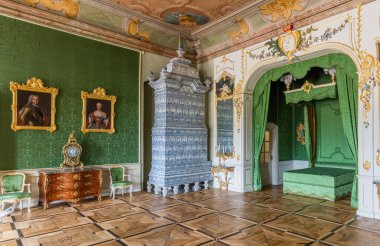 Pilsrundale, Letonya - 1 Mayıs 2016; Rundale Sarayı. Rundale Sarayı, Letonya 'nın en seçkin Barok ve Rococo sanat eserlerinden biridir..