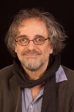 Macar Film Akademisi rektörü Tamas Ascher, 29 Mayıs 'ta röportaj verdi. 29 Mayıs 2012.Ascher geçen yıl Cate Blanchett ve Hugo Weaving ile Washington 'da çalıştı..