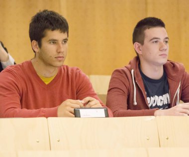 Budapeşte, Macaristan - 14 Mayıs 2013: İnsanlık Fakültesi Öğrencileri ELTE (Eotvos Lorand Üniversitesi), Budapeşte.