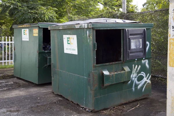 Bayamon波多黎各大型Ec废物储存容器 — 图库照片
