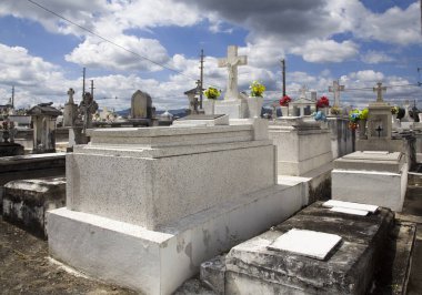 San Lorenz Cerro Gordo mezarlığı içinde bulunan birkaç crypts
