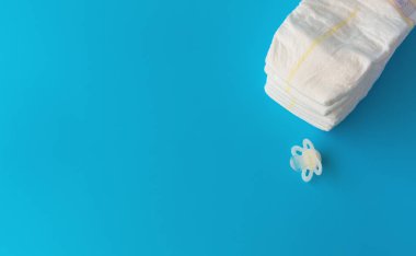 Bazı bebek bezi ve Emzik