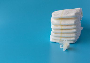 Bazı bebek bezi ve Emzik