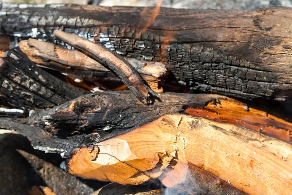 Bois Chauffage Pour Barbecue Brûlant Dans Feu — Photo