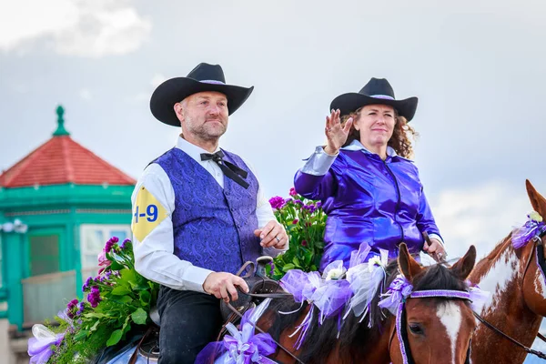 Portland Oregon Usa Czerwca 2018 Coś Kowbojki Grand Parade Kwiatowy — Zdjęcie stockowe