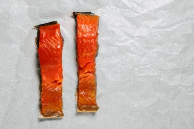 füme kırmızı balık dilimlenmiş 