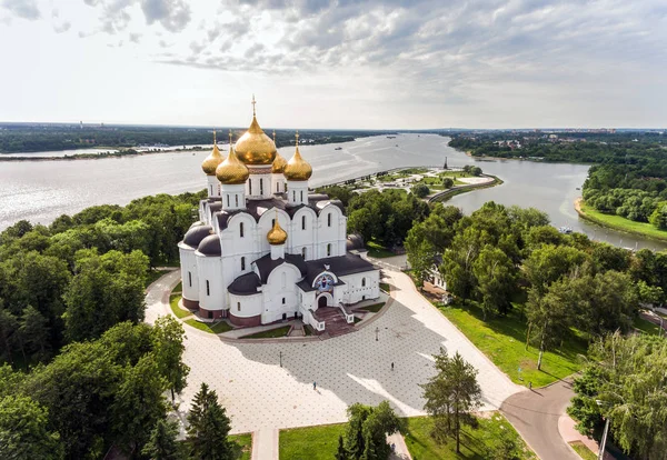 Aerial Shooting Assumption Cathedral Yaroslavl View Top Temple Park Strelk — Stock Photo, Image