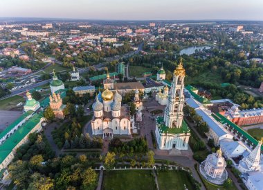 Kutsal Trinity Sergius Lavra, Sergiev Posad, hava fotoğrafçılığı. Üstten görünüm, helikopter ile vurdu
