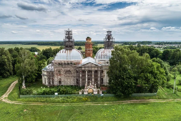 Yaropolets, Rusia. Iglesia Kazanskaya. Antena — Foto de Stock