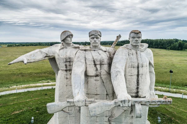 パンフィロフの英雄の記念碑。ボロコラムスク、ロシア。空中 — ストック写真