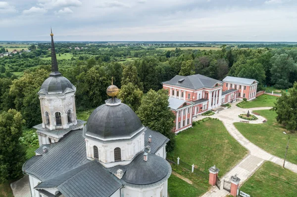 ヤロポレット、ロシア。ゴンチャロフ・マナー空中 — ストック写真