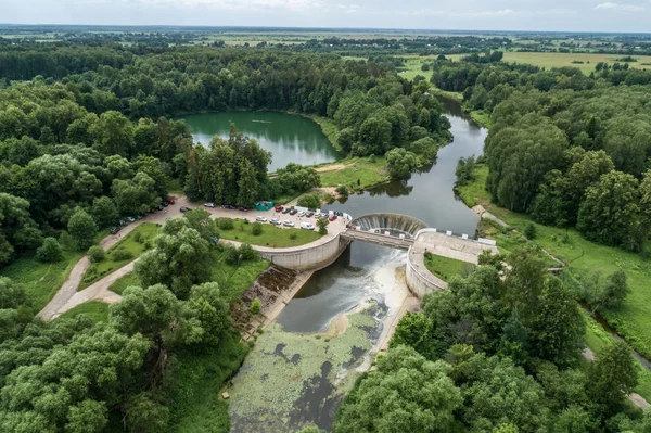 Yaropolets, Rússia. Yaropoletskaya Ges e Volokolamskiy waterfa — Fotografia de Stock