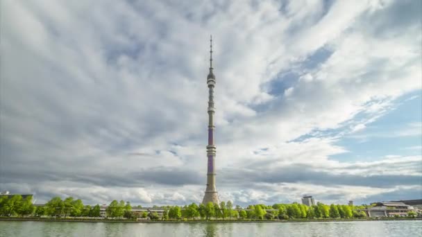 Ostankino Television Tower Moscovo Rússia Russian Radio Broadcasting Network Nuvens — Vídeo de Stock