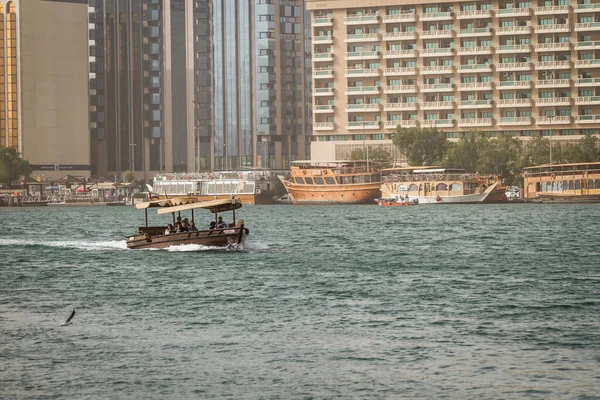 Dubai Creek Canal Abra Barco Emirados Árabes Unidos Histórico Dubai — Fotografia de Stock