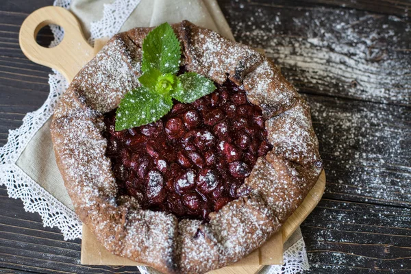 Sommaren Paj Chokladkex Med Körsbär — Stockfoto