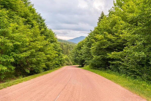 Dağlar için bir kampanya sonra evin yolunu