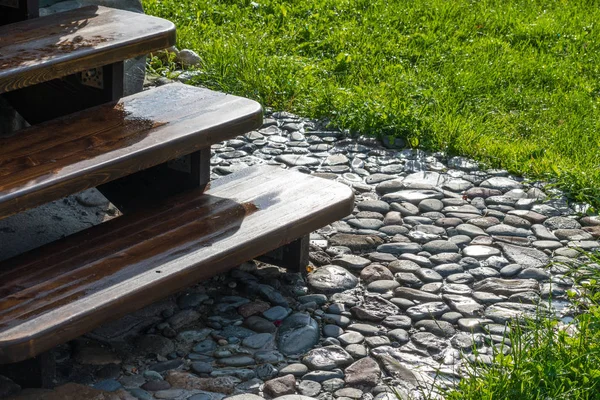 Sonra bir sabah yağmur House adımları