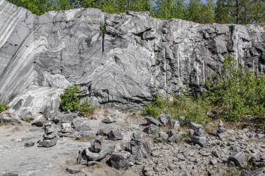 Ruskeala dağın Park - araştırma bir asırlık öyküsü. Vahşi doğal mermer tarifsiz güzellik. Karelya. Rusya.
